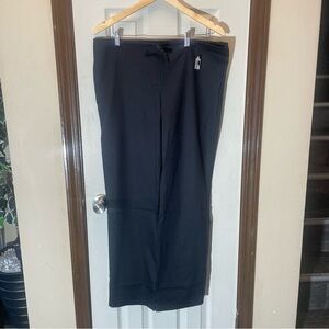 Unisex classic fit V-Neck black Scrub pants